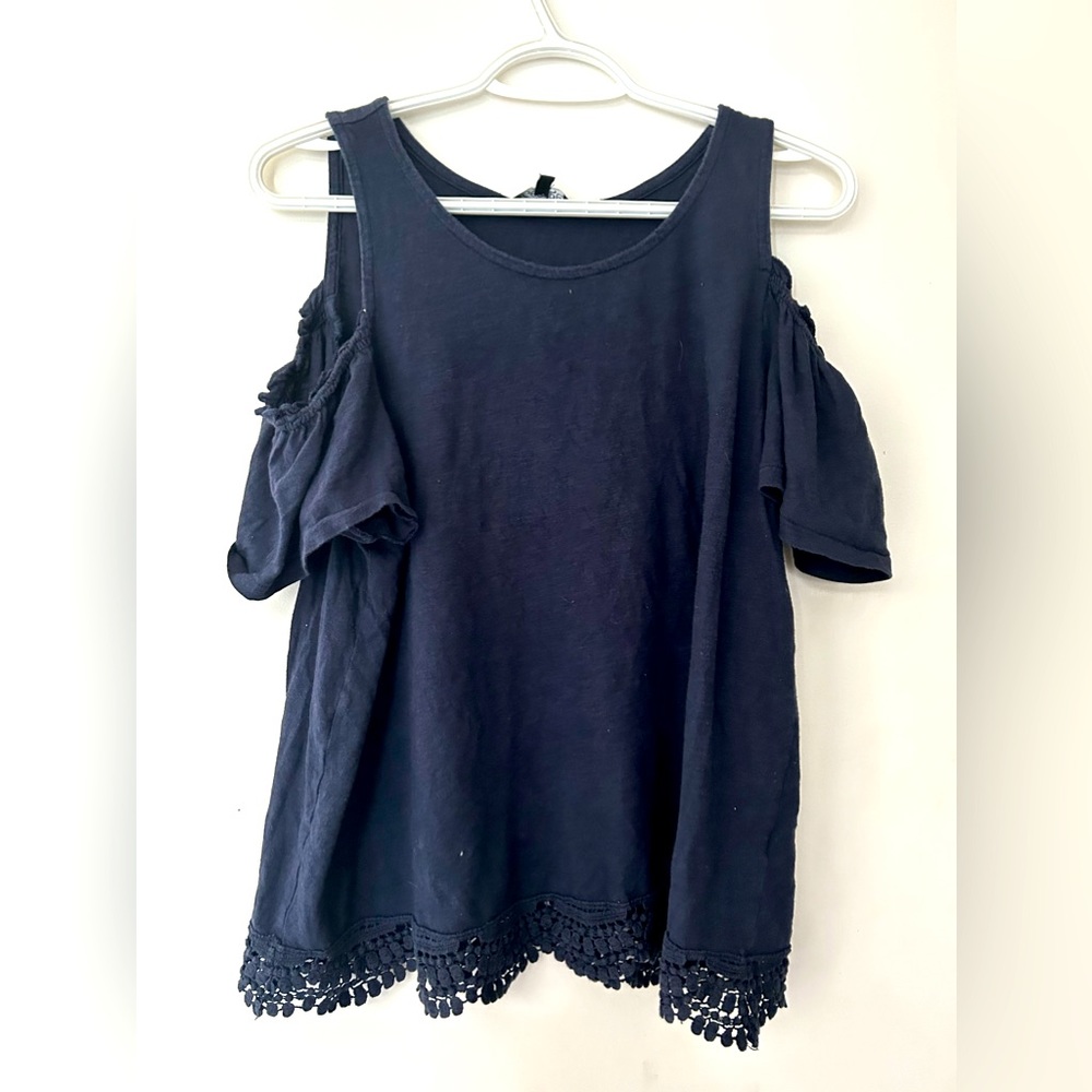 2/$15 Women’s tee shirt